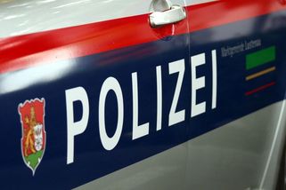 Nekompromisní rakouská policie sebrala Čechovi auto. Za rychlost - Novinky