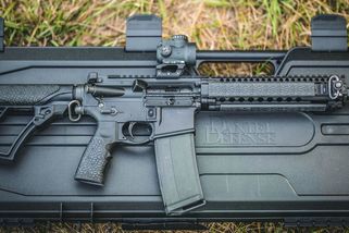 Obrana zrušila zpackaný nákup pušek pro vojenskou policii - Novinky