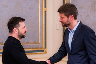 Fico obvinil Šimečku, že slíbil Zelenskému slovenské vojáky na Ukrajině - Novinky