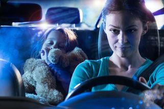 Postrach každého rodiče: Syndrom zapomenutého dítěte může skončit smrtí! Jak se bránit?