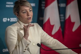 Ministři G7 chtějí územní celistvost Ukrajiny. Rusku hrozí dalšími sankcemi - Seznam Zprávy