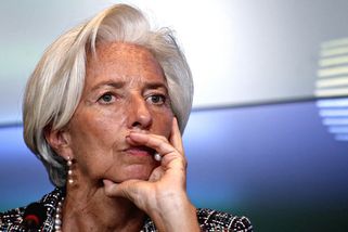 Šéfka ECB varuje: Světová ekonomika je na hraně energetického útesu