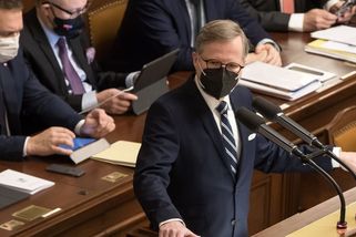 Je to akt agrese, který se bytostně dotýká i nás, řekl Fiala o vyslání ruské armády na Donbas