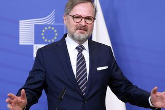 Okamžitě opusťte Ukrajinu, vyzval Čechy premiér Fiala - Seznam Zprávy