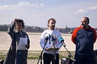 K demonstraci proti vládě na Letné si Piráti přidají afterparty na Hradčanech