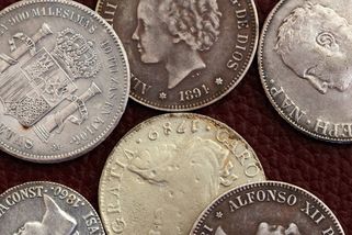 Unikátní poklad, který na louce na Svitavsku rozryla divoká zvířata, přesahuje hodnotu 10 milionů korun