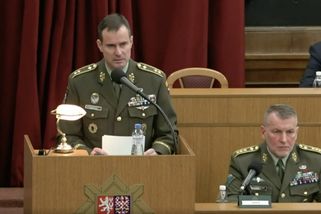 Generál Řehka: Armáda se musí chystat na válku velkého rozsahu - Seznam Zprávy