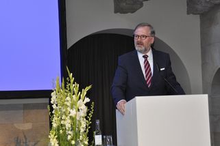 Německo se odstřihává od Ruska. Zaměřte se ještě víc na nás, lobboval Fiala u byznysmenů v Berlíně