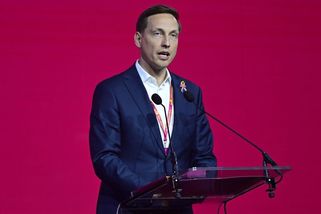 Rakušan a Fiala na pivu. Koho vlastně přesvědčovali - Seznam Zprávy