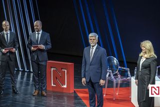 Chtějí bořit. Nemělo by asi smysl s nimi hovořit, řekl Pavel o protestujících na Václavském náměstí