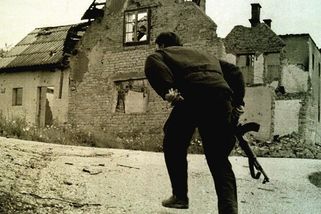 Zrůdy války v Jugoslávii: Naser Orič