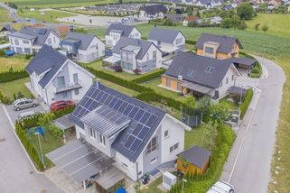 Blokovaná kapacita sítí zdražuje elektřinu. Energetika řeší spekulativní žádosti