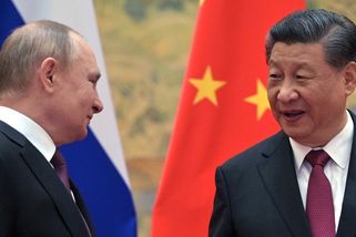 Čína se pustila do Západu. Už žádné zbraně Ukrajině ani sankce proti Rusům