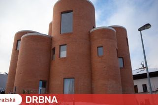 Takešiho hrad je hotový. Dům Tomia Okamury vzbuzuje emoce mezi sousedy i architekty