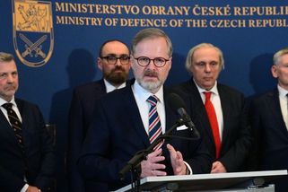 Fiala: Nechceme-li rozpínání agresivního Ruska, musíme zvýšit vojenskou podporu Ukrajiny - Novinky
