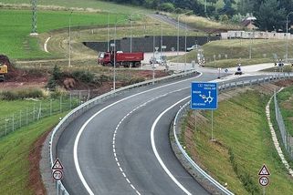 Rychlejší cesta na Trutnovsko. V pondělí se otevře pro řidiče obchvat Nové Paky
