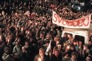 Proč jít na Letnou? Chceme svobodu a demokracii. Nechceme totáč a pod Rusko – ani novou StB - Médium.cz