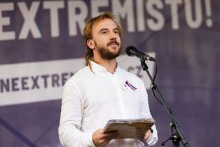 Milion chvilek se vrací na Letnou. Většina Čechů nevěří, že akce něco změní - Seznam Zprávy