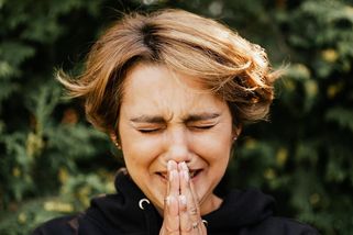 Jmenuji se Brad Pitt a zamiloval jsem se do vás. Nemám ale na letenku - Médium.cz