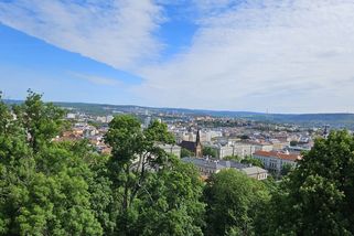 „My už se domů nevrátíme“, zesmutněl krásný pár, když babička hlídala - Médium.cz