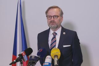 Fiala odmítl Babišovu kritiku. Jde o pokus poštvat Čechy proti uprchlíkům, tvrdí