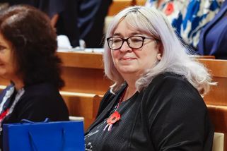 Horší už to být nemůže. Tahle dáma dělá v České politice takové kousky, že by se v Kocourkově stala prezidentkou | Dvorana slámy