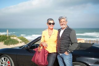 Koho chtějí muži? Starší ženy, mladé dívky nebo vrstevnice? Záleží kdy - Médium.cz