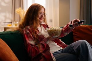 Dech života: Bondovka, ve které se objevil i československý prezident Gustáv Husák