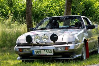 Mitsubishi vyrábělo v osmdesátkách málo známé kupé, na které se skoro zapomnělo. Jezdí přitom skvěle! - Garáž.cz