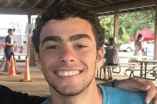 Smrt vlivného manažera: Amerika žasne nad motivy mladíka obviněného z vraždy - Seznam Zprávy