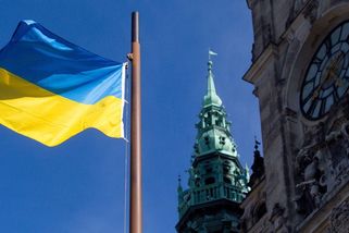 Vyvěste ukrajinské vlajky, vyzvala Česko asociace. A modleme se, dodaly církve - Seznam Zprávy