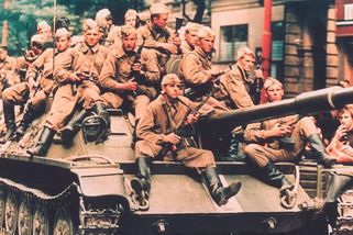 Ruský deník: O nevděčných Češích a denacifikaci - Seznam Zprávy