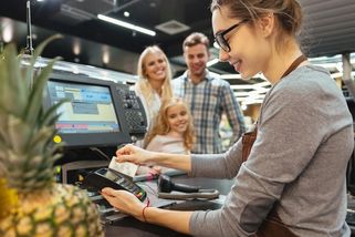 Na Velký pátek jsem šla do obchodu. Takovou apokalypsu jsem ještě neviděla - Médium.cz