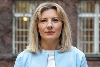 Česká vlajkonoška Lucie Charvátová: Půvabná biatlonistka čelila i drsným hejtům. Mrkněte, jak jí to sekne v plavkách