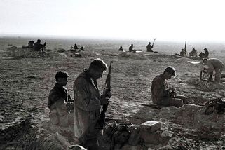 Jeden nacista, druhý Žid. Rozdělená dvojčata svedl dohromady až vědecký experiment po 46 letech - Médium.cz