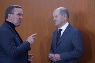 Dostihne Scholze Bidenův osud? V Německu je mimořádně neoblíbený - Novinky