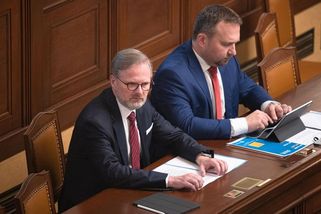 Vládní jednota se trhá. Strany si dělají naschvály - Novinky