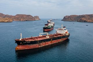 Když se zavře Hormuz: Proč je íránská krize horší než ruská invaze