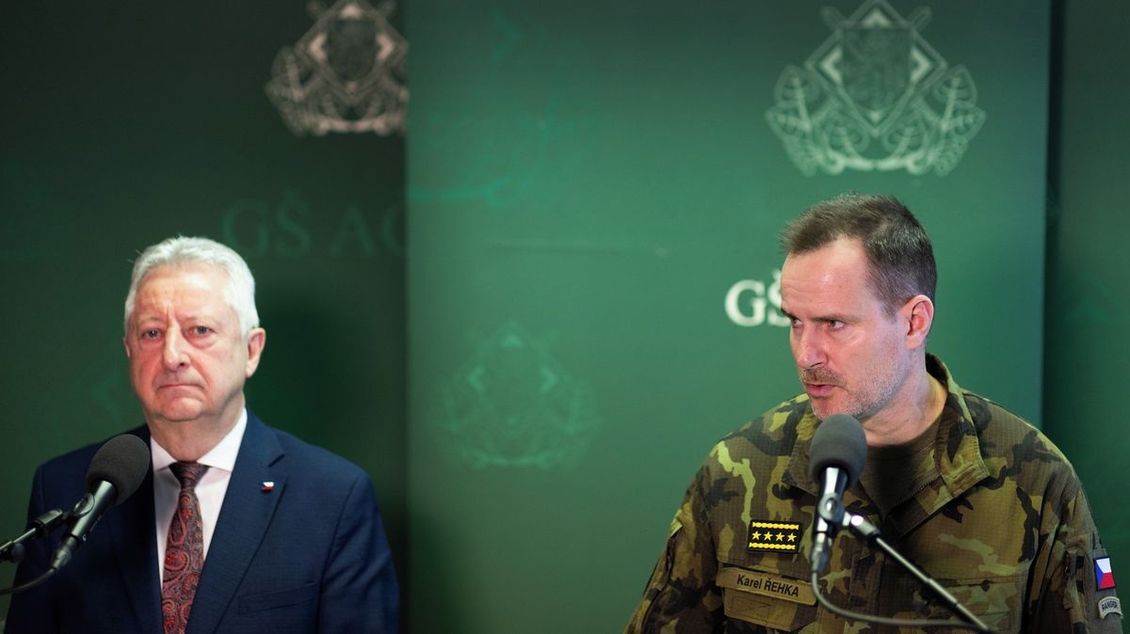 Čas je nyní nejcennějším zbožím, apeluje Řehka. Zůna hájí nižší rozpočet armády - Seznam Zprávy