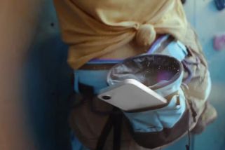 Nákupní horečka se nekoná. Nejlevnější iPhone je běžně k mání v obchodech