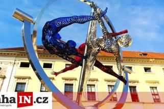 prahain.cz/zivot-ve-meste/nikdo-nemohl-tusit-jak-odhaleni-pomniku-very-caslavske-dopadne-20086.html