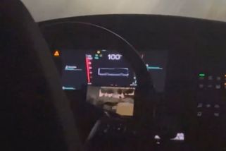 Cesta hrůzy z Ostravy: Autobusák na ledovce zběsile předjížděl, ukazují záběry. Navíc si pustil film