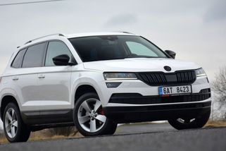 Proklepli jsme hodně ojetou Škoda Karoq 1.5 TSI: Její stav nás hodně překvapil - Garáž.cz