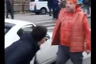 Chtěl mír a pak napadl u muzea Ukrajince v autě, teď čeká na trest - Novinky