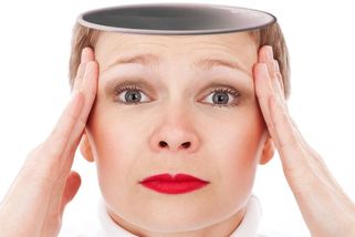 Nejhloupější lidé, jaké jsem kdy poznala, měli vysokou školu a tituly - Médium.cz