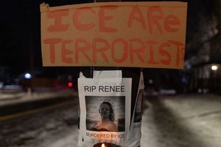 Zrovna odvezla syna do školy. Trump ale zastřelenou řidičku urputně líčí jako teroristku - Novinky