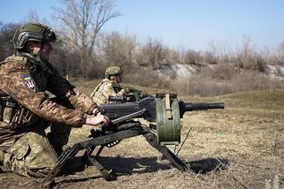Vždyť neumí střílet. Ukrajinští velitelé si stěžují na chabý výcvik posil - Seznam Zprávy