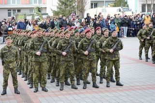 Povinná vojna byla jen nesmyslná šikana a ztracené mládí - Médium.cz