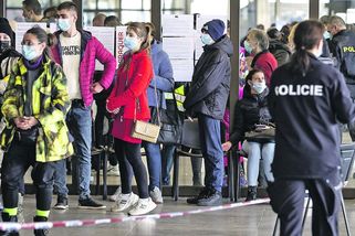 O solidární příspěvek požádalo přes 16 tisíc lidí - Novinky