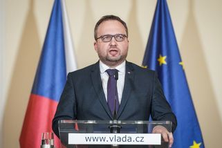 Ministr Jurečka: Důchod blízký průměru pobírá 70 procent lidí